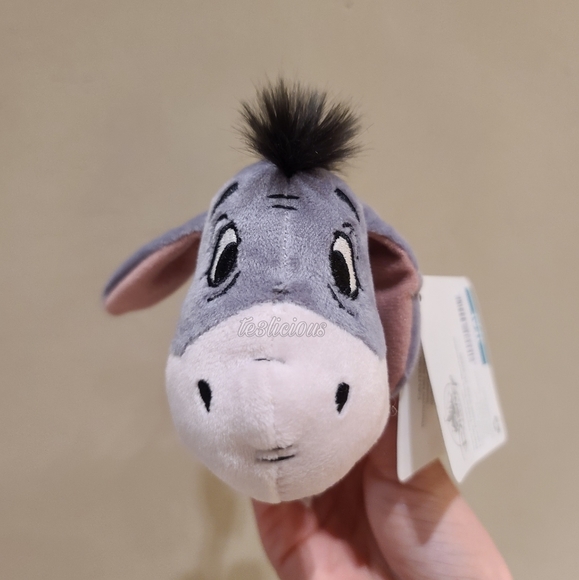 DISNEY PARKS EEYORE BIG HEAD PLUSH MAGNET - Picture 4 of 6